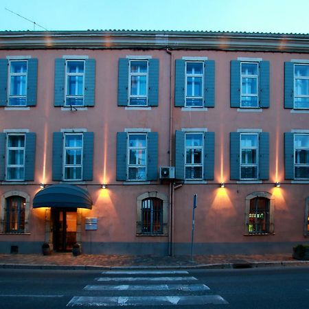 Hotel De France - Hotel De Charme En Provence Сен-Максимен-ла-Сент-Бом Экстерьер фото